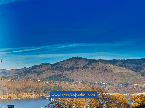 Hood River – Oregon - The Most Beautiful Towns in USA